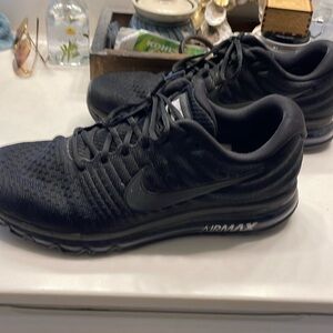 Nike air max black size 13 for men shoes